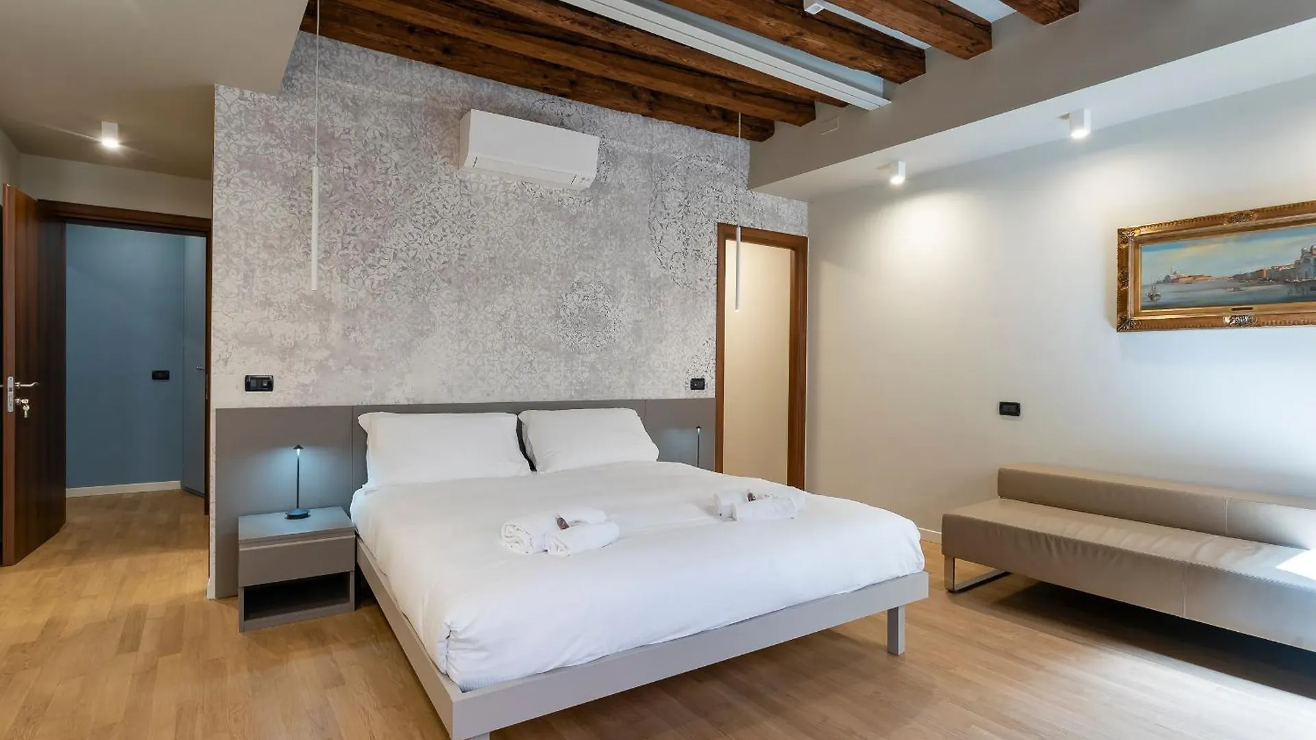 Ca Rialto Design Apartment Venice